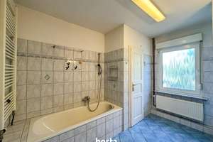 Schönes, bezugsfreies EFH mit Altbaucharme, kleinem Garten und Garage in Konstanz-Fürstenberg – Die vollständige Adresse der Immobilie erhältst du vom Anbieter., 78467 Fürstenberg, Konstanz – Vorschaubild 14