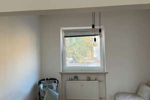 Wohnen mit Charakter: 2,5-Zimmer-Wohnung im Ostenviertel – 93055 Ostenviertel, Regensburg – Vorschaubild 3