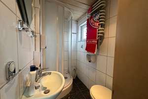 Mehrfamilienhaus mit Gewerbeeinheit und Ausbaupotential – Die vollständige Adresse der Immobilie erhältst du vom Anbieter., 72770 Ohmenhausen, Reutlingen – Vorschaubild 6