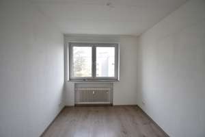 Ruhige Lage! Gepflegte 3-Zi-Whg mit Balkon – Tilsiter Straße 3, 46149 Alsfeld, Oberhausen – Vorschaubild 4