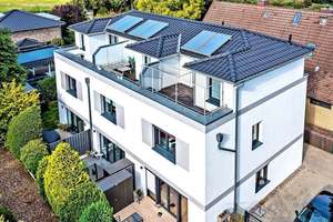 Modernes End- oder Mittelreihenhaus mit sonniger Dachterrasse in Kiel-Russee in ruhiger Lage