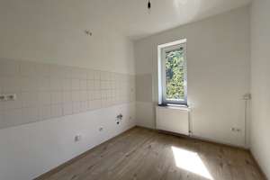 Einziehen in 48 Stunde! Modernisierte Erdgeschosswohnung in Top-Zustand! – Putziger Straße 18, 26388 Fedderwardergroden, Wilhelmshaven – Vorschaubild 4