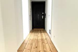 Bezugsfreie, möblierte und frisch renovierte 2 Zimmer Altbau-Wohnung mit Balkon - am Ku´Damm – Die vollständige Adresse der Immobilie erhältst du vom Anbieter., 10711 Halensee, Berlin – Vorschaubild 26