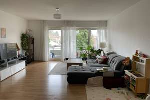 2-Zimmer Wohnung am Venusberg mit Balkon und Traumausblick in schöner Lage von Bonn – Die vollständige Adresse der Immobilie erhältst du vom Anbieter., 53129 Dottendorf, Bonn – Vorschaubild 2