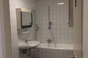Freundliche 2-Zimmer Wohnung mit Balkon und EBK in ruhiger und zentraler Lage in Regensburg – 93059 Stadtamhof, Regensburg – Vorschaubild 5