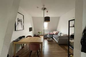 kernsanierte 3-Zimmer-Dachgeschosswohnung mit Dachterasse und EBK in Heilbronn – Wilhelmstrasse 58, 74074 Heilbronn, Heilbronn – Vorschaubild 3