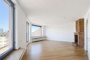 Erstbezug nach Renovierung: Einzigartiges Penthouse mit großzügiger Dachterrasse am Worringer Platz – Die vollständige Adresse der Immobilie erhältst du vom Anbieter., 40210 Stadtmitte, Düsseldorf – Vorschaubild 2