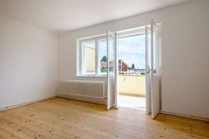 Kernsanierte 2-Zimmer-Wohnung mit Balkon in denkmalgeschütztem Altbau in Berlin-Reinickendorf – Die vollständige Adresse der Immobilie erhältst du vom Anbieter., 13403 Reinickendorf (Ortsteil), Berlin – Vorschaubild 2