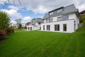 AIGNER - Großzügige Neubau-Doppelhaushälfte mit Bergblick in Pähl – Die vollständige Adresse der Immobilie erhältst du vom Anbieter., 82396 Pähl – Vorschaubild 1