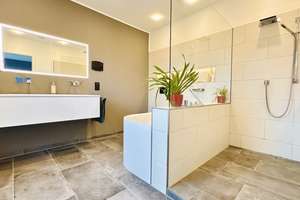 Property thumbnail 9