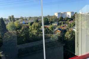 ***Sonnige Wohnung mit verglastem Balkon im schönen Johannisthal sucht netten Eigentümer*** – Springbornstr. 5, 12487 Berlin – Vorschaubild 1