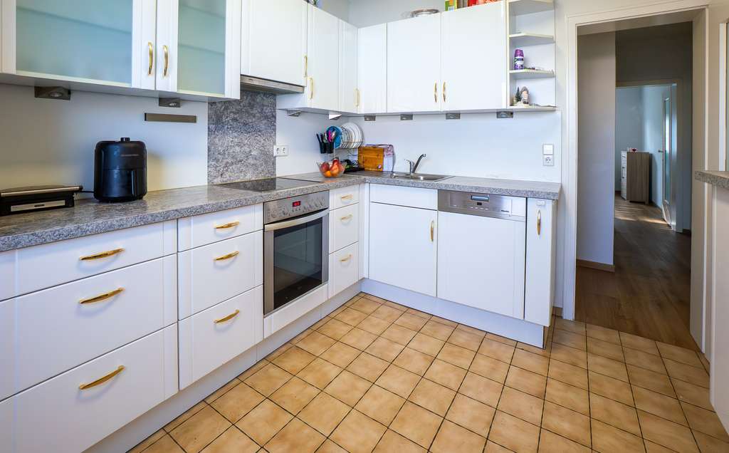 Immobilie in Oftersheim - Kapitalanlage oder Selbstnutzung?   Geräumige 3 Zimmer-ETW mit   Loggia in Oftersheim / Schwetzingen - Bild 2