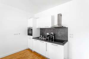 Modern wohnen in Wilmersdorf – sonnige Terrasse, offene Küche & Ku’damm-Nähe – 10707 Wilmersdorf, Berlin – Vorschaubild 8