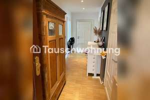 Tauschwohnung: Schöne Dachgeschosswohnung