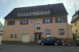 Dreifamilienhaus mit Ausbaupotential in Stuttgart-Stammheim | Zentral gelegen & vermietet