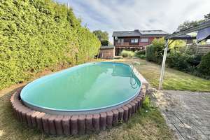 Doppelhaushälfte mit großem Garten, Pool und Kamin in Hamm-Uentrop – Die vollständige Adresse der Immobilie erhältst du vom Anbieter., 59071 Uentrop, Hamm – Vorschaubild 16