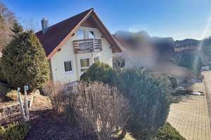 Viel Platz für die Familie – mit Ausbaupotenzial – Die vollständige Adresse der Immobilie erhältst du vom Anbieter., 72461 Albstadt – Vorschaubild 4