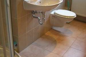 Gepflegte 2-Zimmer-Wohnung mit Einbauküche in einer ordentlichen und grünen Anlage – Auguste-Viktoria-Allee 63, 13403 Reinickendorf (Ortsteil), Berlin – Vorschaubild 9