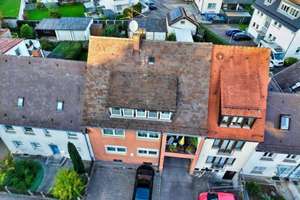 Mehrfamilienhaus in Söflingen - modernisiert. Selber herrlich wohnen und 
2 Wohnungen vermieten ! 