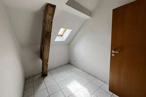 Gepfelgte 3-Zimmer-Wohnung mit Einbauküche in unmittelbarer Mosellage – Karl-Marx-Str. 81, 54290 Mitte/Gartenfeld, Trier – Vorschaubild 8