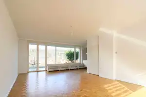 Ihre Chance: Charmantes Einfamilienhaus mit Weitblick in zentraler Lage von Vlotho – Herford (Kreis) – Vorschaubild 2