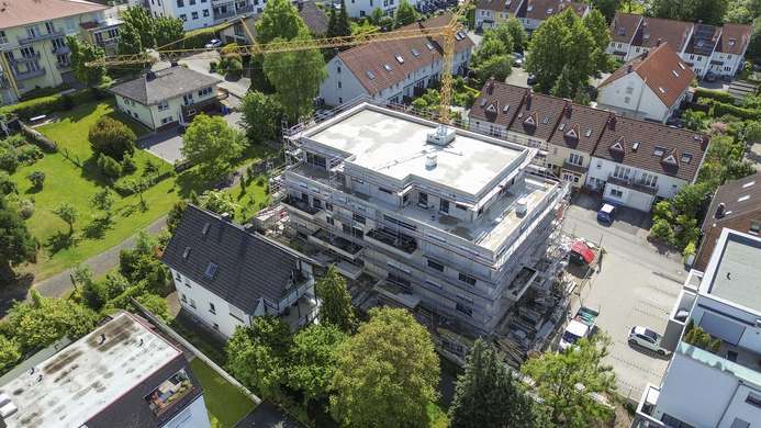 Exklusive Erdgeschosswohnung mit durchdachtem Grundriss, Balkon und Effizienzhaus-40-Komfort
