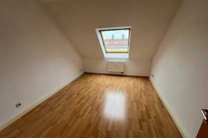 2 Raum DG-Wohnung in Leipzig-Schleußig in TOP Lage – Stieglitzstr. 85a, 4229 Leipzig – Vorschaubild 4