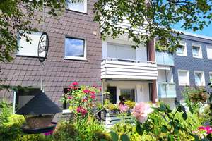 BEREITS FREI: HELLE 3-4 ZIMMER WOHNUNG MIT BALKON UND GARAGE IN ESSEN-BURGALTENDORF ZU VERKAUFEN...