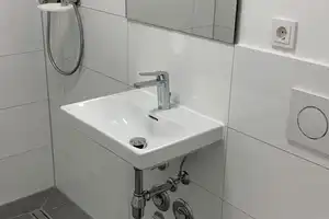 schönes Studentenapartment mit Aussicht + Stellplatz in Würzburg – Urlaubstraße 2-4a, 97076 Würzburg – Vorschaubild 6