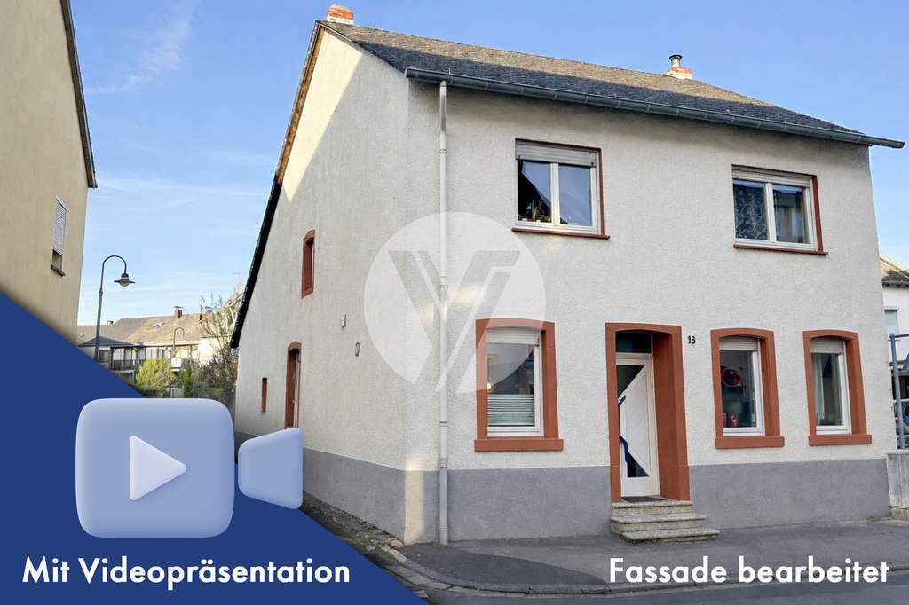 Immobilie in Schweich - NEUER PREIS // Klein von außen, groß im Wohnerlebnis // Ihre Oase mit viel Potential im Zentrum von  - Bild 0