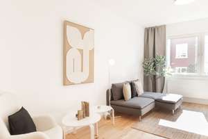 *****KOMPLETT SANIERT UND MÖBLIERT-CHARMANTE 2 ZIMMER WOHNUNG MIT BALKON-RENDITE 4,5 %*****