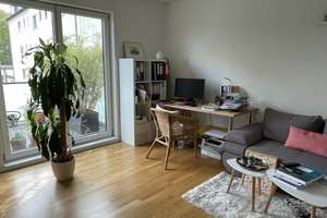 Bitte nur Mailanfragen: Luxuiös Wohnen am Galgenberg in einer schönen 2-Zimmer-Whg mit Dachterrasse