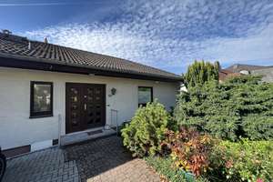 **Großzügiges renoviertes Einfamilienwohnhaus mit schönem Fernblick in attraktiver Wohnlage** – Die vollständige Adresse der Immobilie erhältst du vom Anbieter., 63571 Gelnhausen – Vorschaubild 18