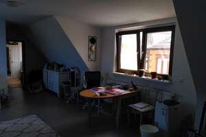 Lebendig wohnen: 2-Zimmer-Dachgeschosswohnung zentral in Heidelberg-Kirchheim – Die vollständige Adresse der Immobilie erhältst du vom Anbieter., 69124 Kirchheim, Heidelberg – Vorschaubild 3