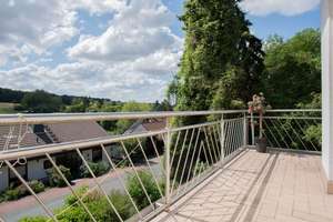 Ruhig am Feldrand wohnen: Haus-im-Haus mit Terrasse, Garten, Aussichtssbalkon, Carport & EBK – Die vollständige Adresse der Immobilie erhältst du vom Anbieter., 35789 Weilmünster – Vorschaubild 11