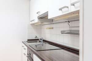 HOMESK - Sofort bezugsfreie 2-Zimmer-DG-Wohnung mit Süd-Wintergarten an der Kantstraße – Kantstraße 63, 10627 Charlottenburg, Berlin – Vorschaubild 14