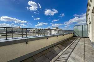 Heinrich Heine Gärten: repräsentative 4 Zimmer-Penthouse-Wohnung mit Einbauküche und 3 Dachterrassen – Die vollständige Adresse der Immobilie erhältst du vom Anbieter., 40549 Heerdt, Düsseldorf – Vorschaubild 12