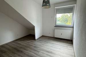 3-Zimmer-Dachgeschosswohnung mit Terasse in Dortmund-Brackel – Die vollständige Adresse der Immobilie erhältst du vom Anbieter., 44309 Brackel (Ortsteil), Dortmund – Vorschaubild 15