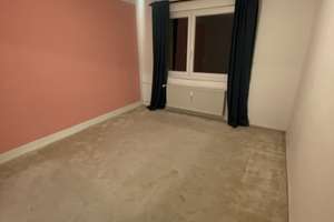 Gepflegte 2,5-Zimmer-Wohnung mit Balkon und EBK in Berlin Britz (Neukölln) – Die vollständige Adresse der Immobilie erhältst du vom Anbieter., 12347 Britz, Berlin – Vorschaubild 4