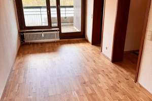 S-Riedenberg: lichtdurchflutete 4,5-Zi.-Wohnung  mit Penthouse Charakter und großer Terrasse! – 70619 Riedenberg, Stuttgart – Vorschaubild 3