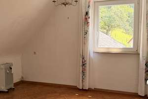 "Handwerker gesucht! EFH mit viel Potential in ruhiger Lage" – Die vollständige Adresse der Immobilie erhältst du vom Anbieter., 73262 Reichenbach an der Fils – Vorschaubild 3