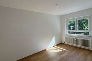 Große 4-Zimmer-Wohnung in Darmstadt-Eberstadt - jetzt frei! – August-Metz-Weg 15, 64297 Eberstadt, Darmstadt – Vorschaubild 4