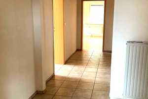 Attraktives Zweifamilienhaus mit Potential und großzügigem Grundstück in TOP Lage – Kassel (Kreis) – Vorschaubild 3