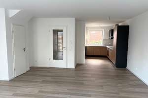 ...Neubau Erstbezug! Attraktives und modernes MRH mit S- W Terrasse und zwei Stellplätzen  – Hamburger Str. 66 b, 21493 Schwarzenbek – Vorschaubild 8