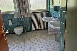 Viel Wohnraum für die Familie - Freistehendes bezugsfreies Einfamilienhaus mit großer Ga – Konstanz (Kreis) – Vorschaubild 6