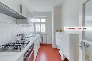 IMMOBERLIN.DE - Modernisierte Altbauwohnung mit Loggia nahe dem Simon-Dach-Kiez – Die vollständige Adresse der Immobilie erhältst du vom Anbieter., 10243 Friedrichshain, Berlin – Vorschaubild 3