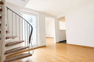 Ziehen Sie sofort ein - Maisonette-DG-Wohnung mit Loggia in Johanneskirchen – Die vollständige Adresse der Immobilie erhältst du vom Anbieter., 81927 Johanneskirchen, München – Vorschaubild 16