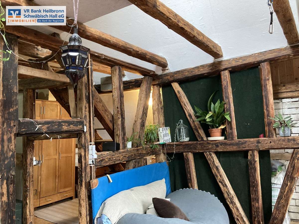 Immobilie in Rosengarten - GROßES CHARMANTES FACHWERKHAUS 
MIT SCHEUNE IN RIEDEN - Bild 16