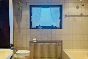Mein gigantisches Traumhaus in ruhiger Lage, inklusive Sauna, Einliegerwohnung und Garage(n) – Obere Dornhaner Str. 37, 72290 Loßburg – Vorschaubild 5