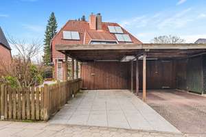 Einziehen und wohlfühlen: Stilvolle 4-Zimmer-Doppelhaushälfte mit wohnlichem Souterrain – modern ... – Die vollständige Adresse der Immobilie erhältst du vom Anbieter., 22399 Poppenbüttel, Hamburg – Vorschaubild 31